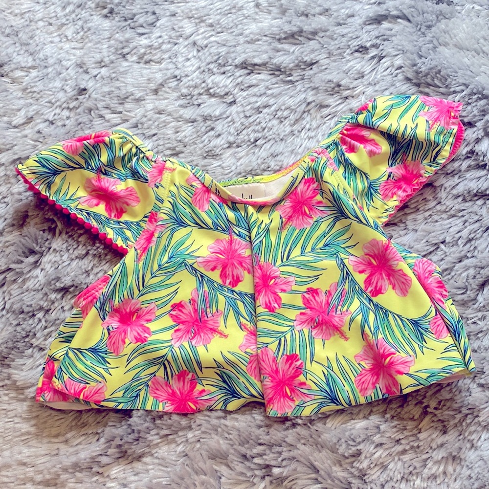 Nicole Miller New York Yellow Pink Tropical Bathing Suit Bikini Top Size Medium